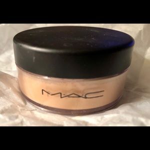 MAC Cosmetics Drizzlegold Loose Powder